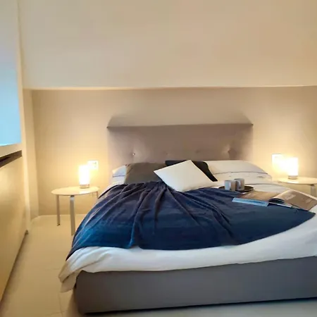 Apartman Intomilan I Design Passarella Milánó